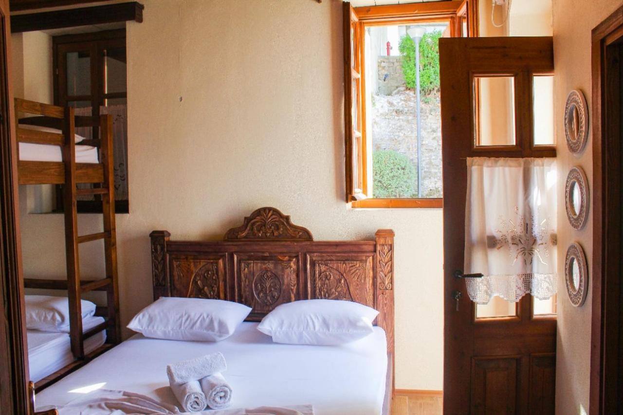 Silver Hill Guesthouse Gjirokastër Pokoj fotografie